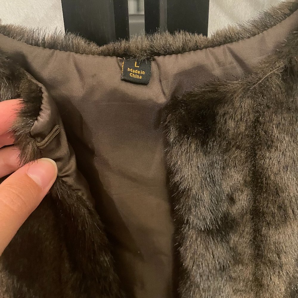 Brown Faux Fur Short Vest - Picture 2 of 5